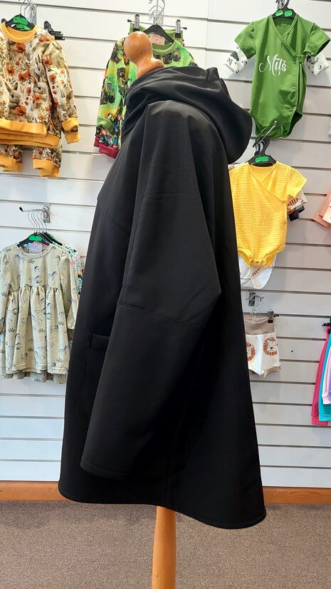 Softshell jaka melna, oversaze L/XL